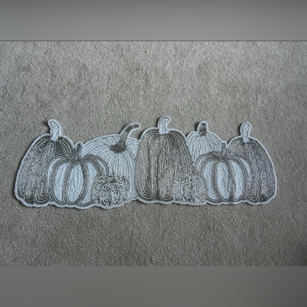 Pumpkins beaded table runner